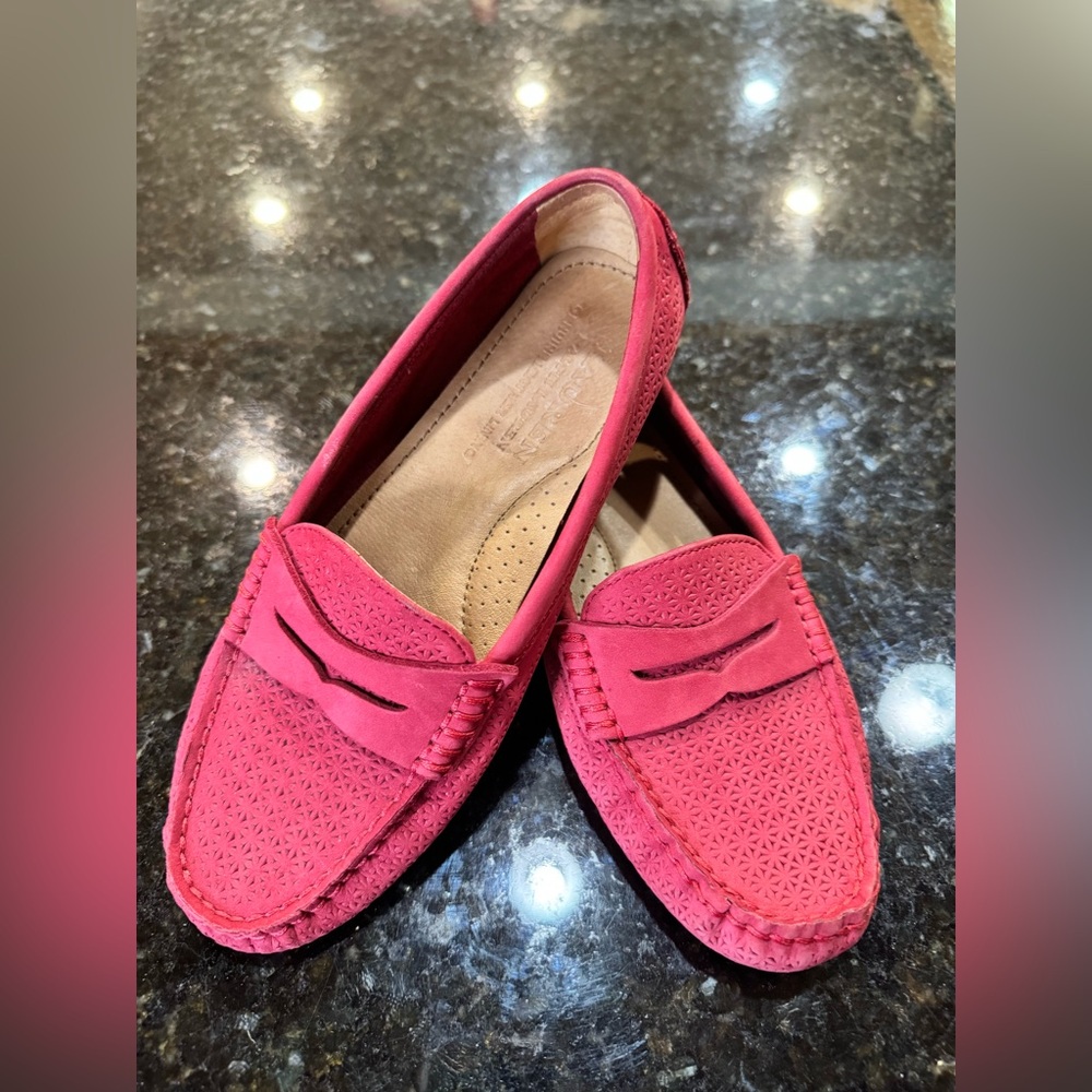 Lauren Ralph Lauren RED Suede Driving Loafers Size 6 Leather Slip On Comfort